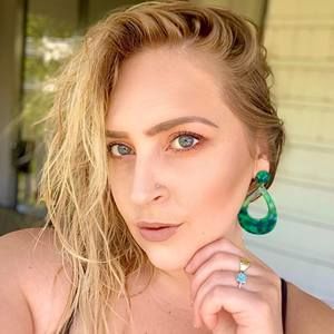 Meet your Posher, Miranda